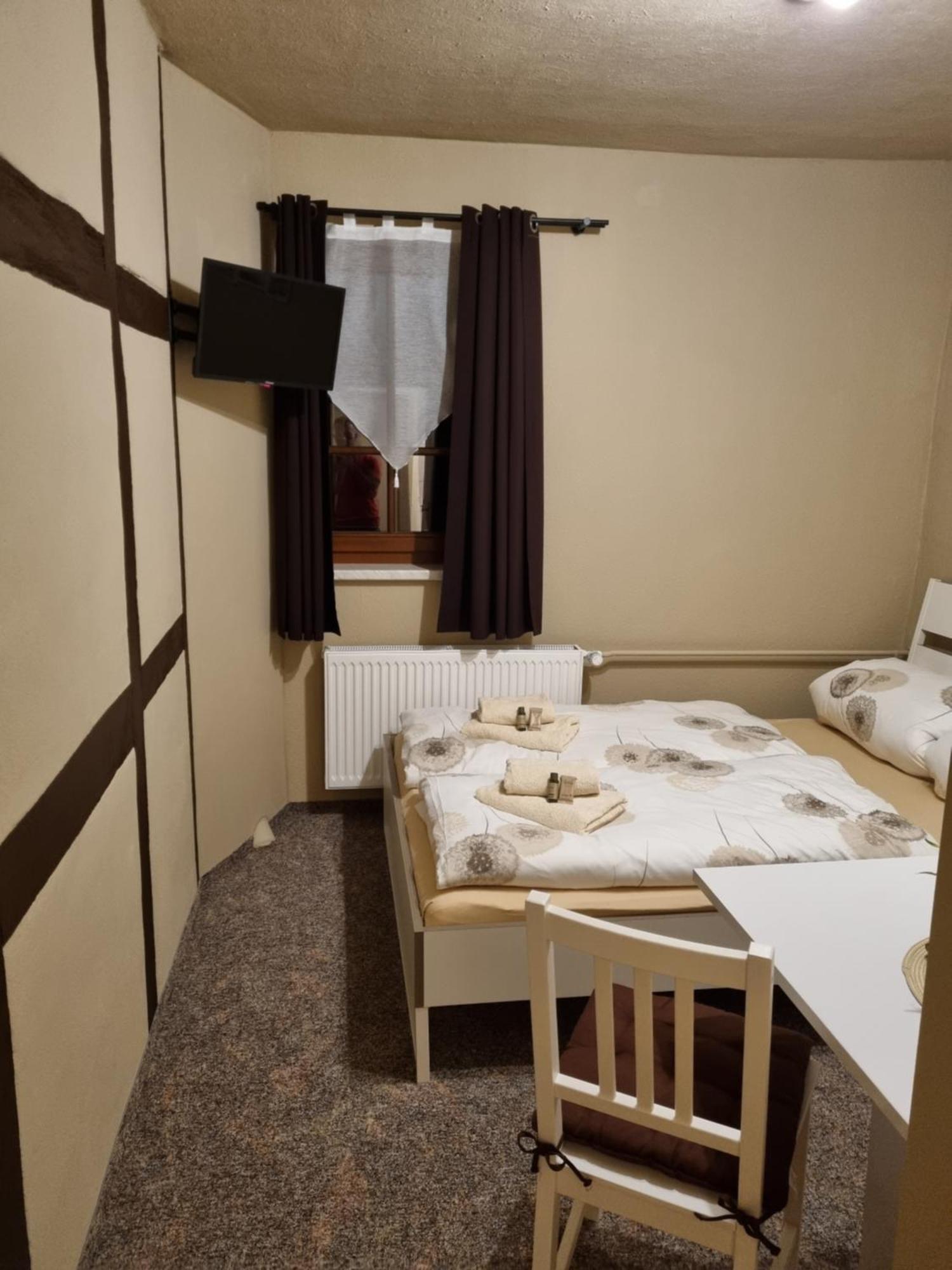 Pension Torgau Habitación foto